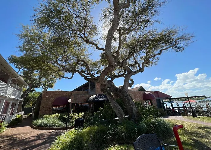 The Riverview Hotel - New Smyrna Beach