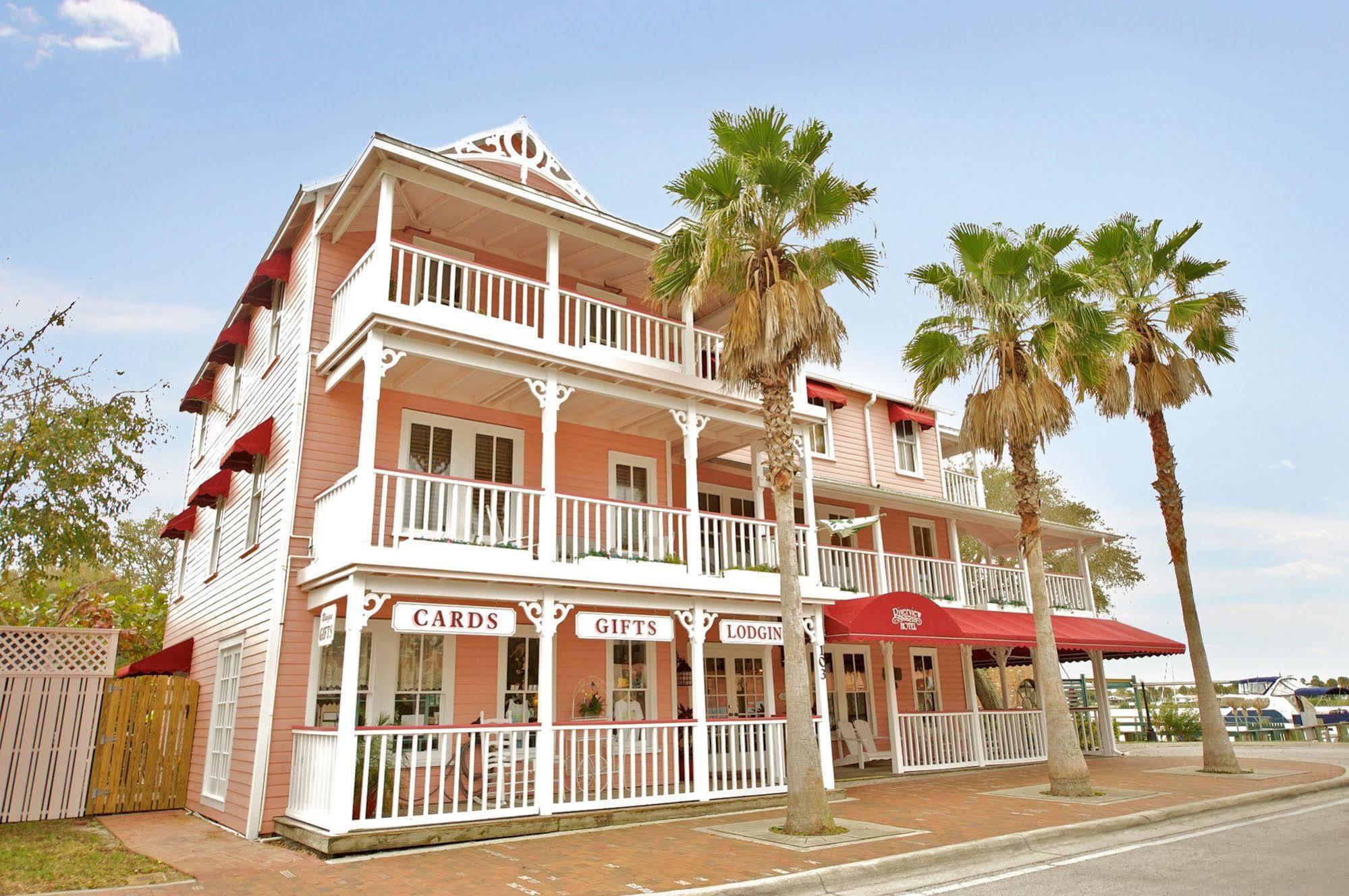 The Riverview - New Smyrna Hotel 3*