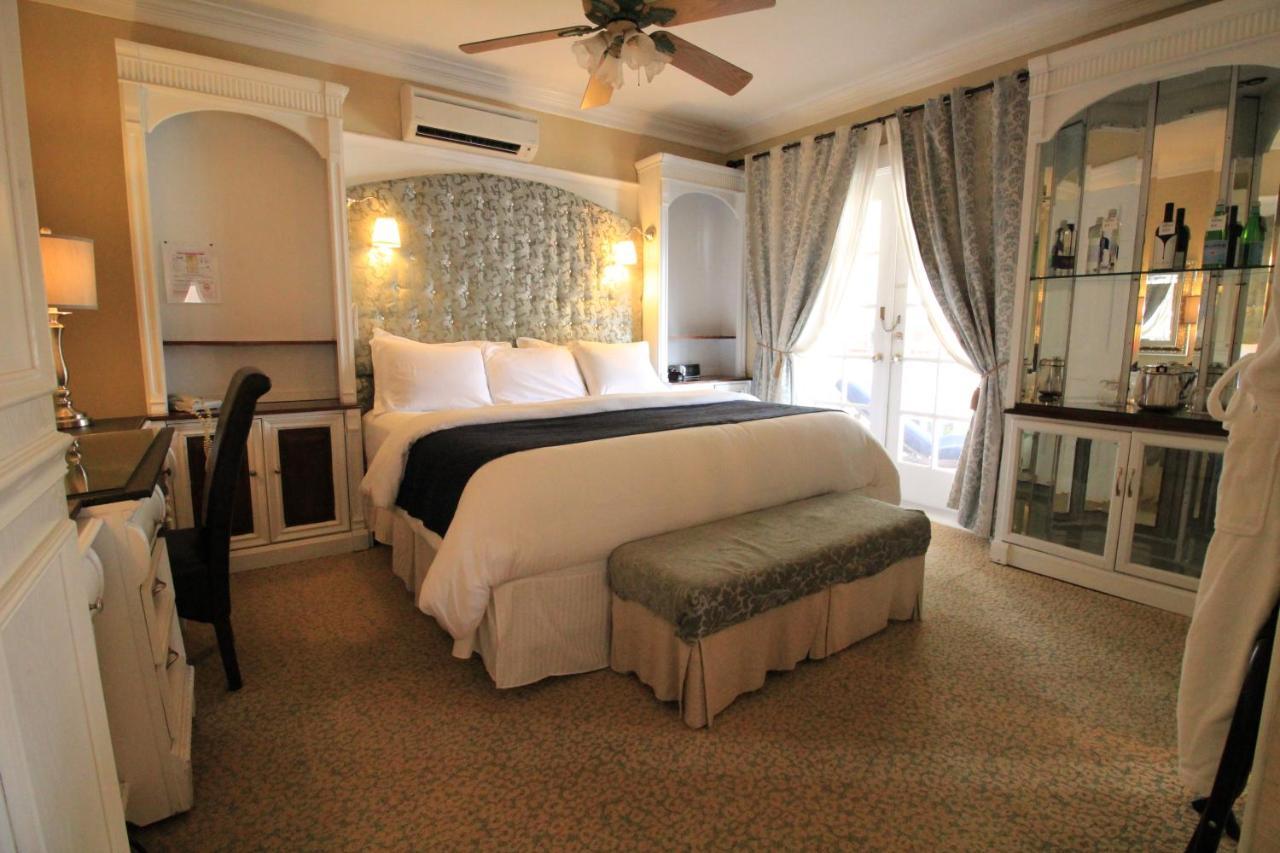 The Riverview - New Smyrna Hotel 3*